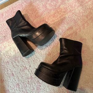 Steve Madden Black Platform Boots